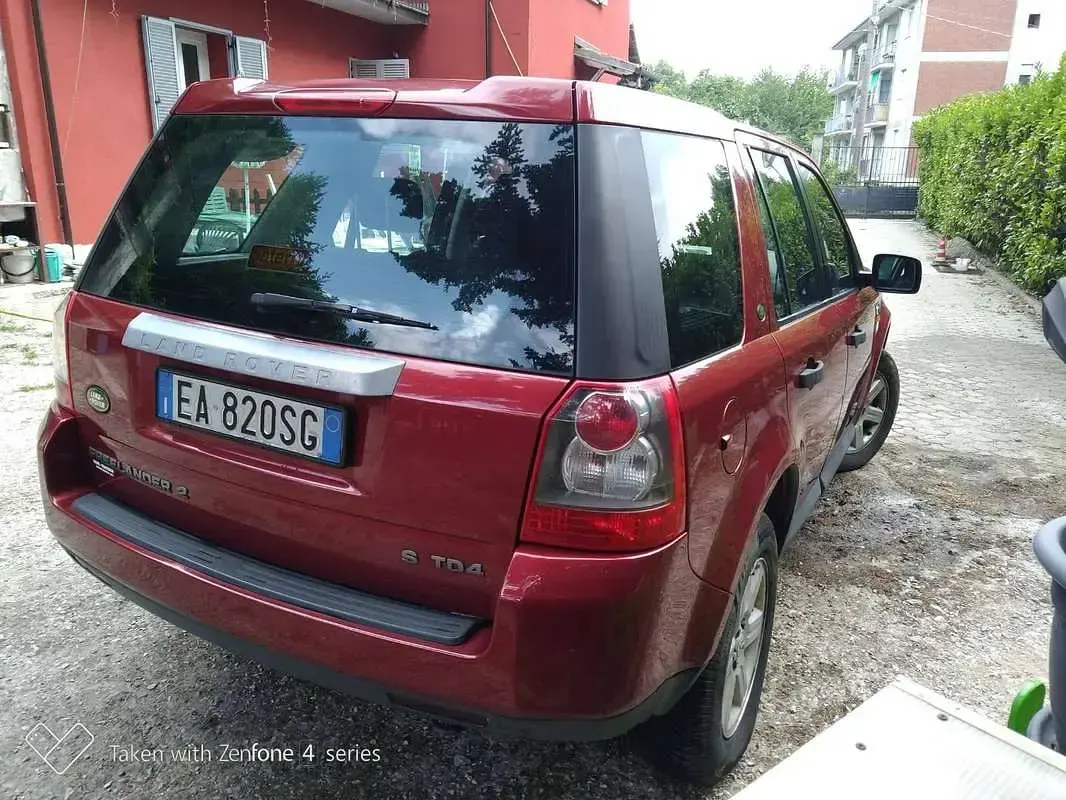 Usata Land Rover Freelander 2 S 160 CV (117 kW) 2008 Rosso SUV