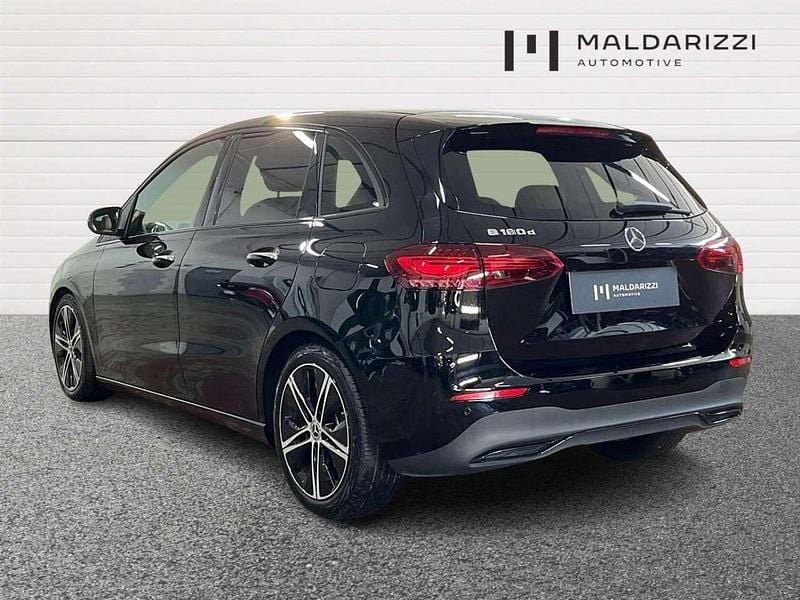 Usata Mercedes B180 Advanced Plus 116 CV (85 kW) 2023 Nero Monovolume