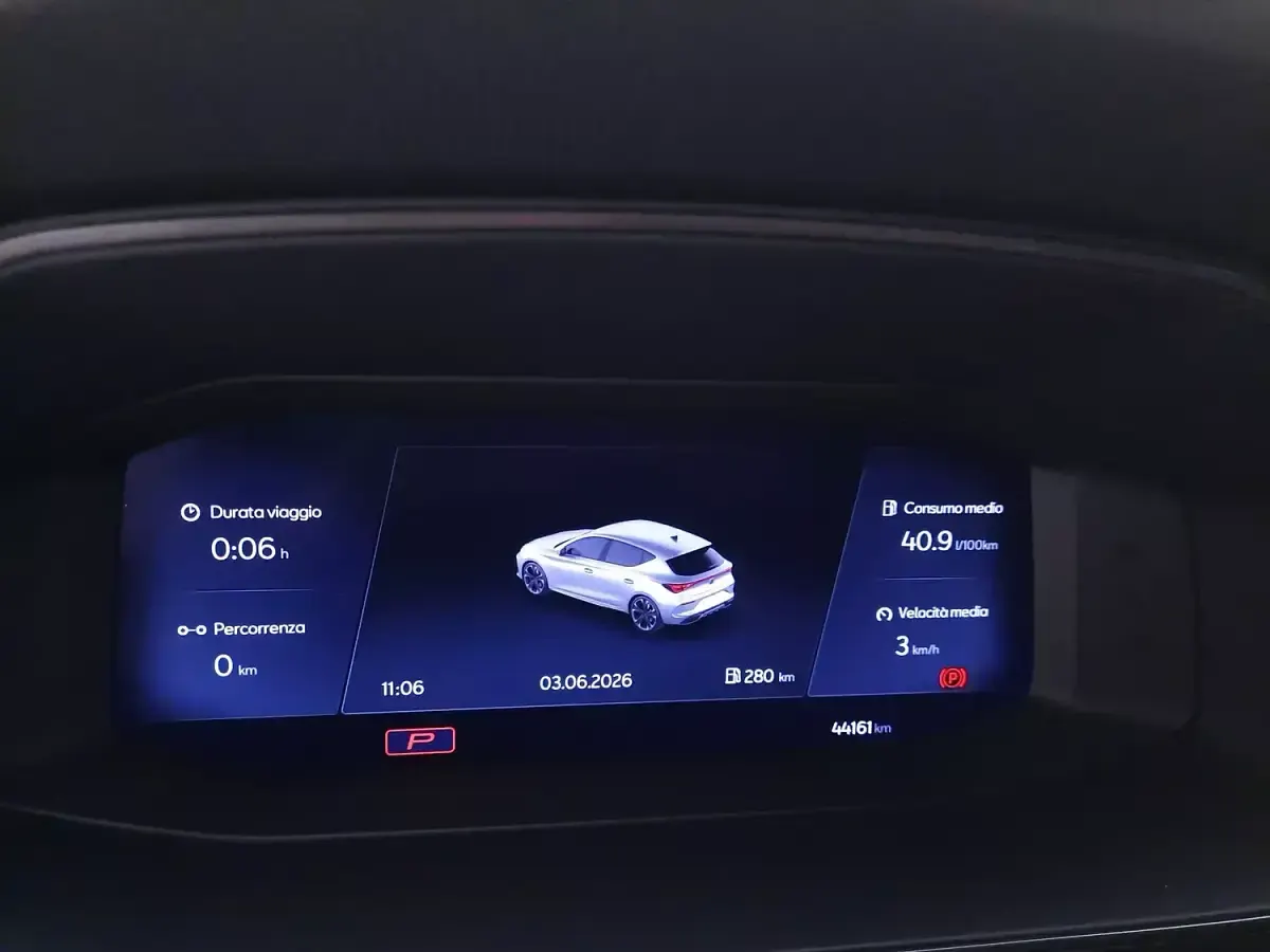 Usata Cupra Leon 150 CV (110 kW) 2024 Biancobianco Berlina