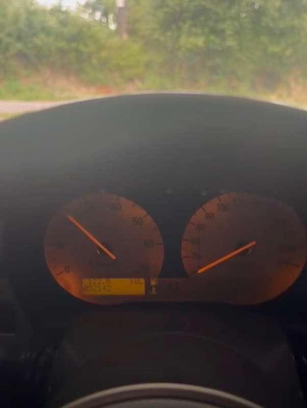 Usata Opel Speedster 147 CV (108 kW) 2006 Grigio Cabrio