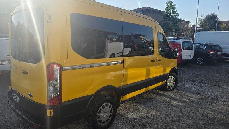 Usata Ford Transit Trend 131 CV (96 kW) 2020 Giallo / pastello Furgone