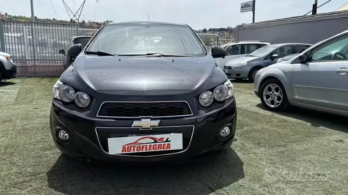 Usata Chevrolet Aveo 95 CV (69 kW) 2012 Nero Berlina