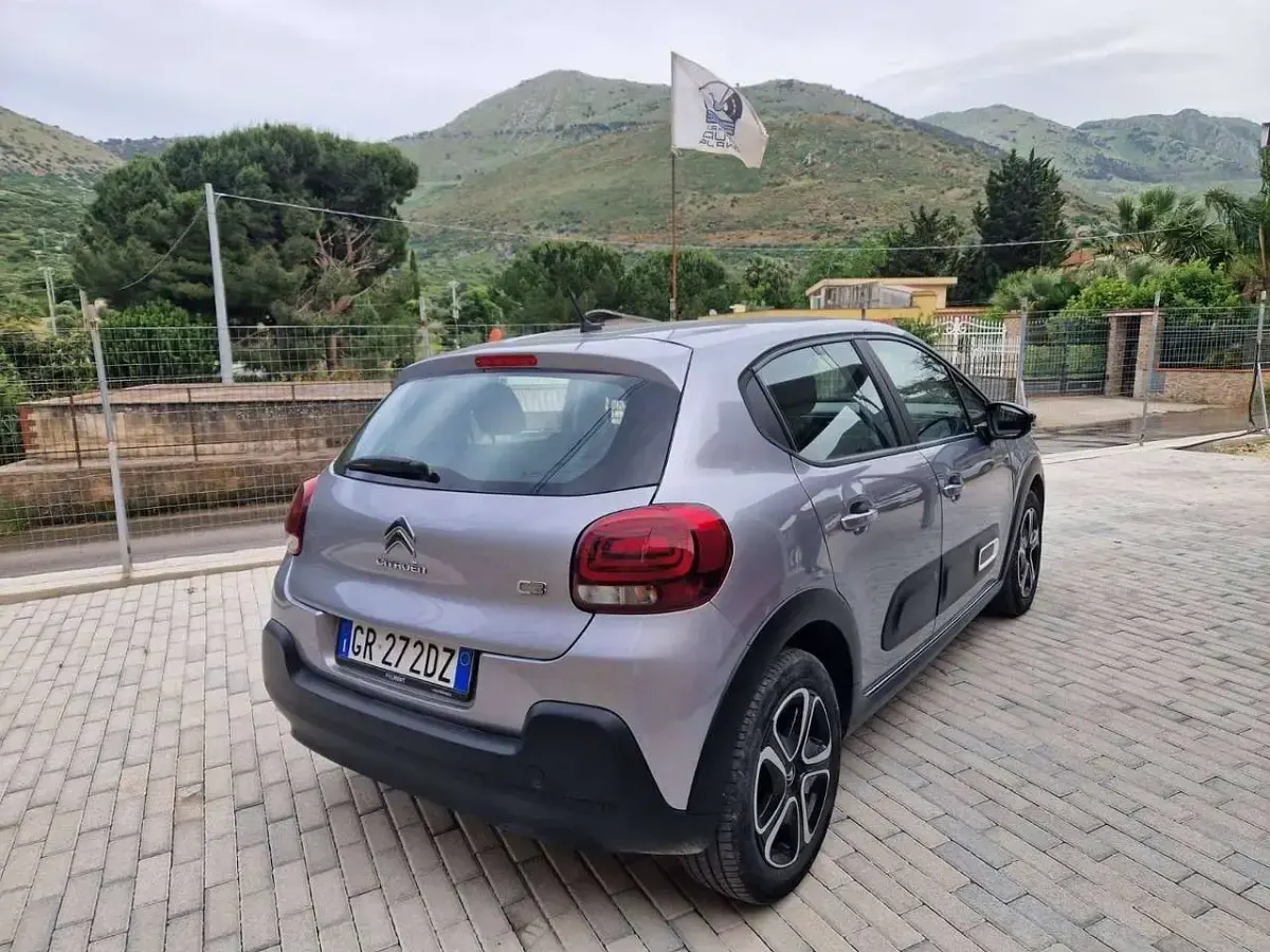 Usata Citroën C3 PureTech 83 CV (61 kW) 2023 Argento Utilitaria
