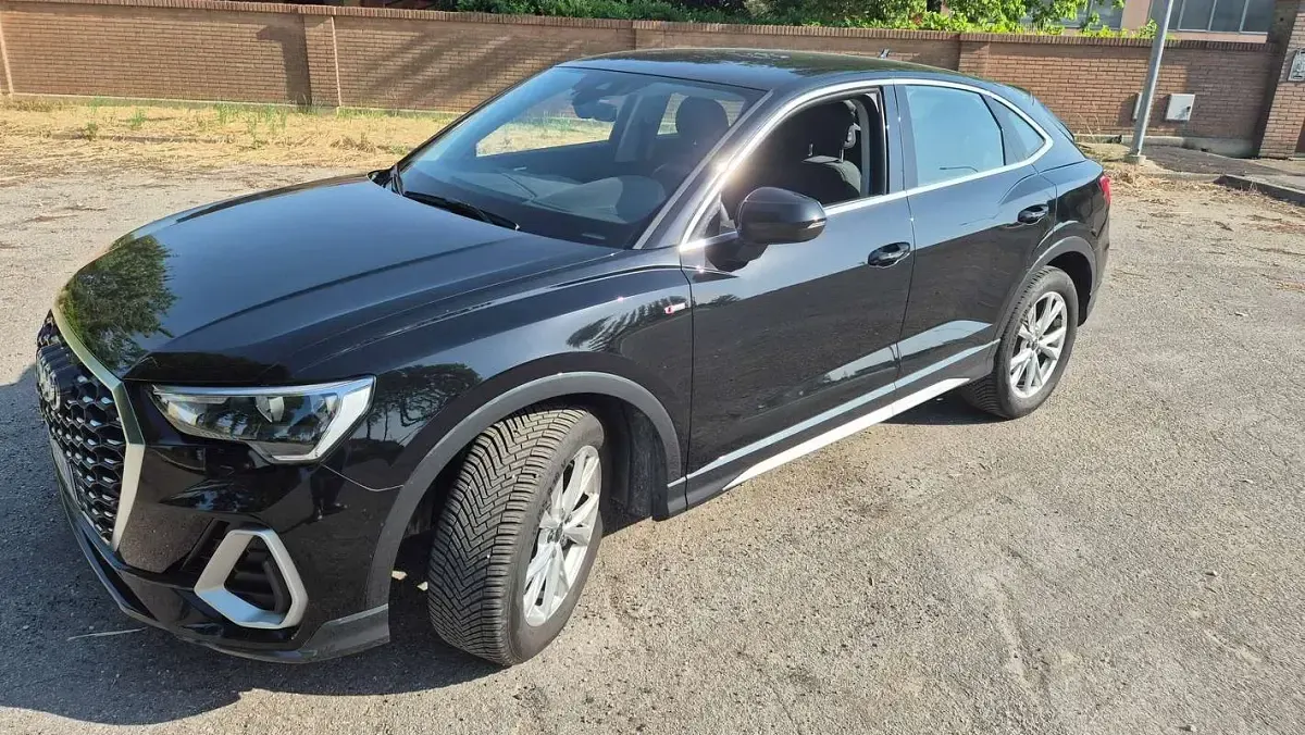 Usata Audi Q3 Sportback 150 CV (110 kW) 2024 Nero SUV