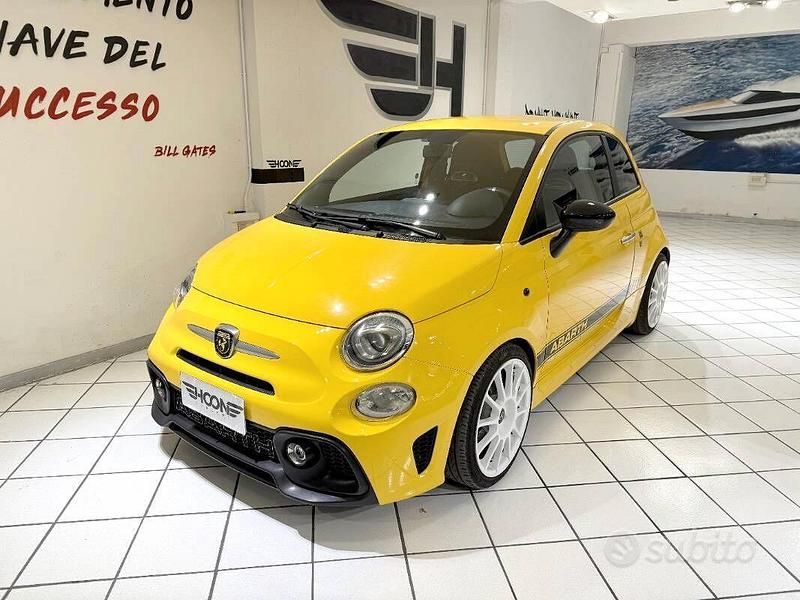 Usata Abarth 595 Pista 160 CV (117 kW) 2018 Giallo Utilitaria