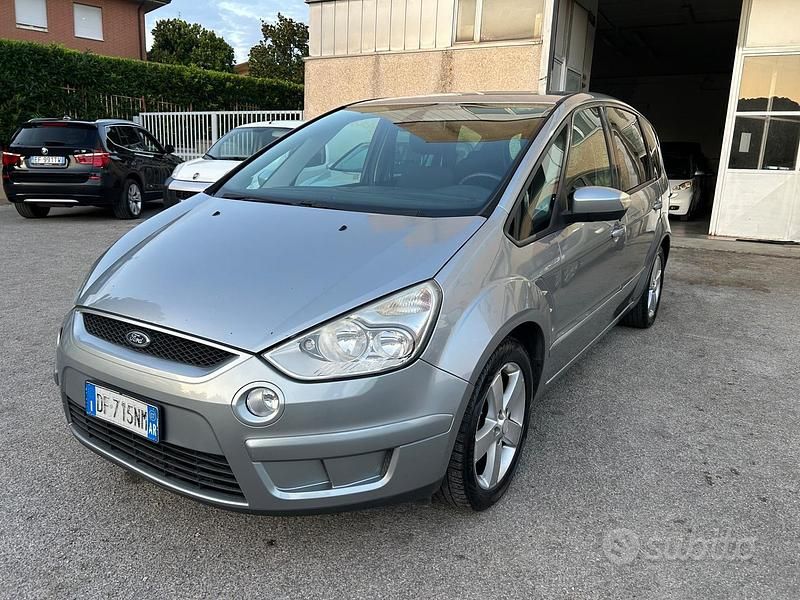 Usata Ford S-MAX S 140 CV (102 kW) 2007 Grigio Monovolume