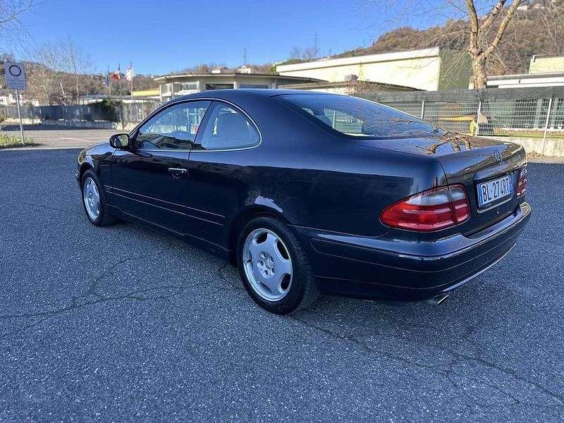 Usata Mercedes CLK200 Elegance 163 CV (119 kW) 2000 Blu/azzurro Coupé