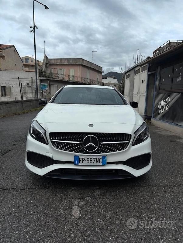 Usata Mercedes A180 Premium 108 CV (79 kW) 2018 Bianco Berlina