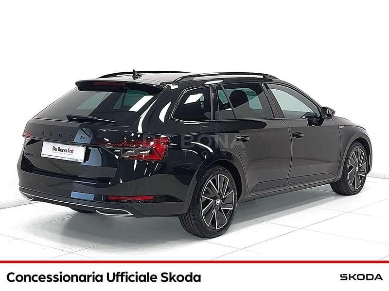 Usata Skoda Superb SportLine 150 CV (110 kW) 2023 Nero Station wagon