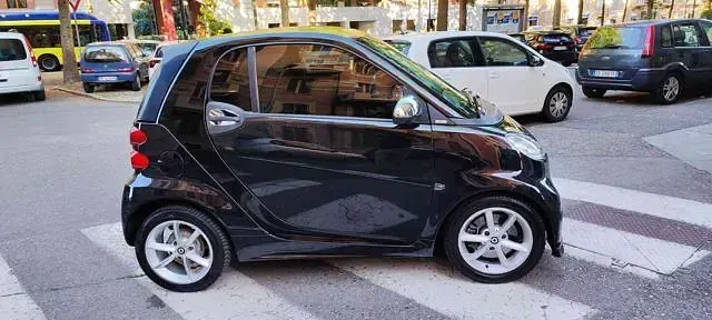Usata Smart ForTwo Coupé Pulse 54 CV (39 kW) 2011 Nero Coupé