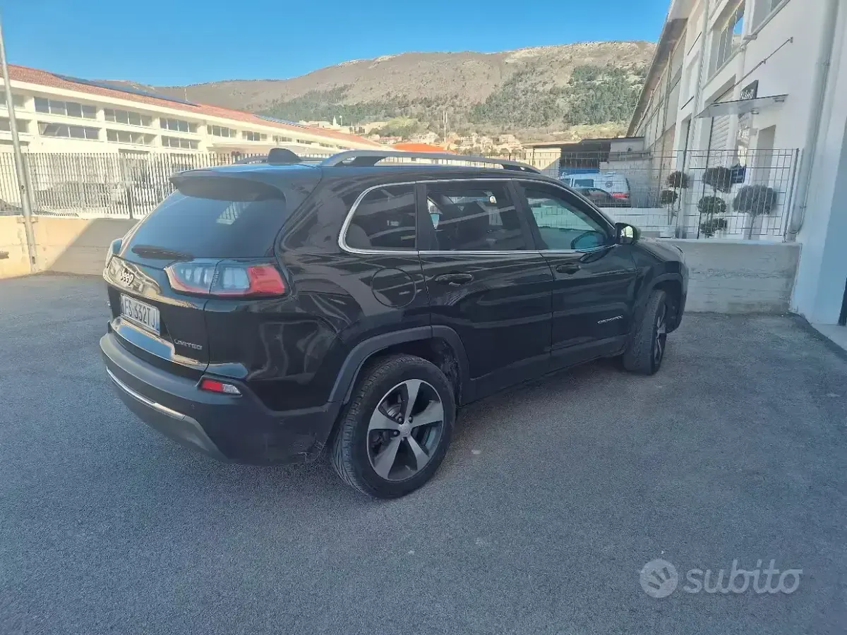 Usata Jeep Cherokee Limited 194 CV (142 kW) 2018 SUV