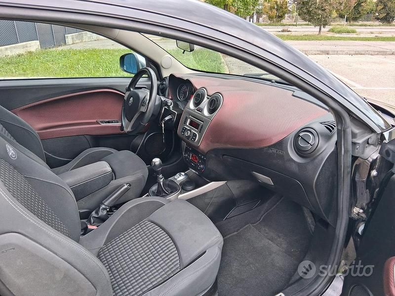 Usata Alfa Romeo MiTo Distinctive 95 CV (69 kW) 2011 Nero Utilitaria