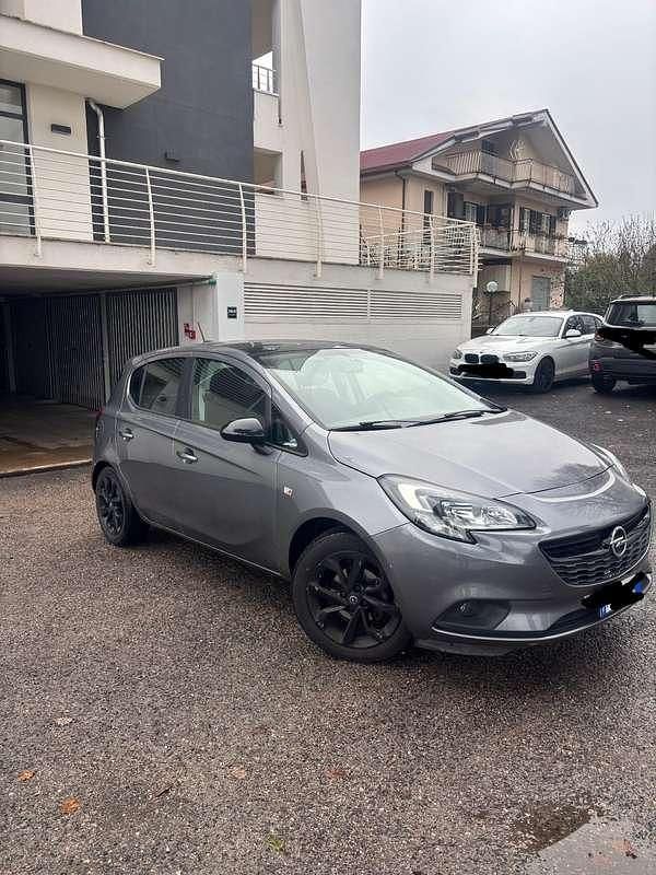Usata Opel Corsa Cosmo 69 CV (50 kW) 2018 Berlina