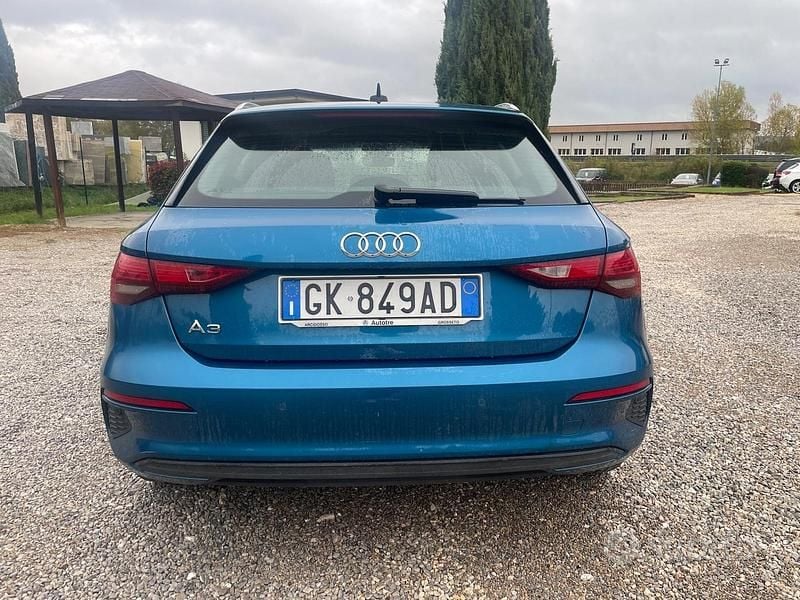 Usata Audi A3 S-Line 116 CV (85 kW) 2022 Blu Berlina