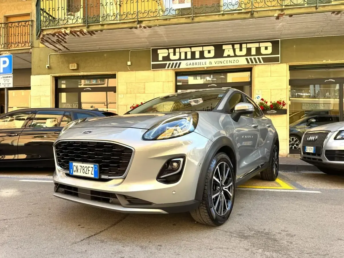 Usata Ford Puma Titanium 125 CV (91 kW) 2023 Argento SUV
