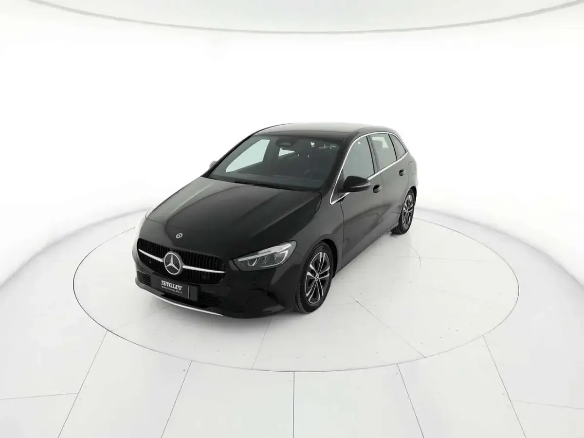 Usata Mercedes B180 Advanced 116 CV (85 kW) 2023 Utilitaria