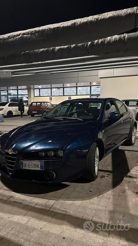 Usata Alfa Romeo 159 150 CV (110 kW) 2007 Blu Berlina