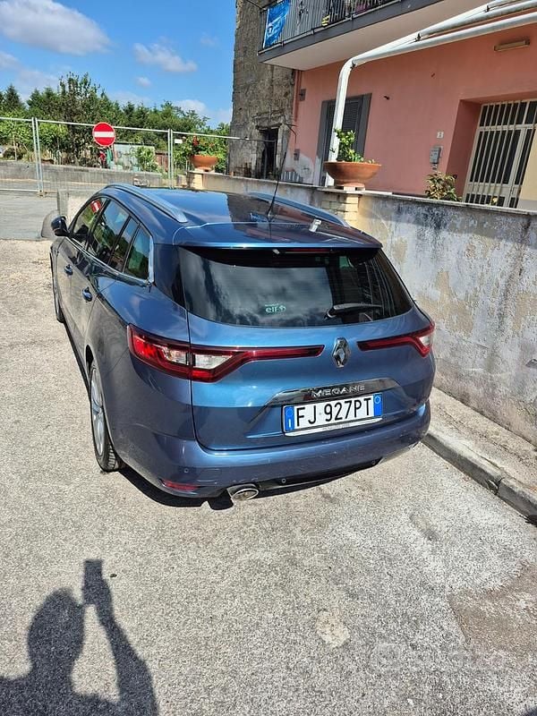 Usata Renault Mégane GrandTour 110 CV (80 kW) 2017 Blu Station wagon