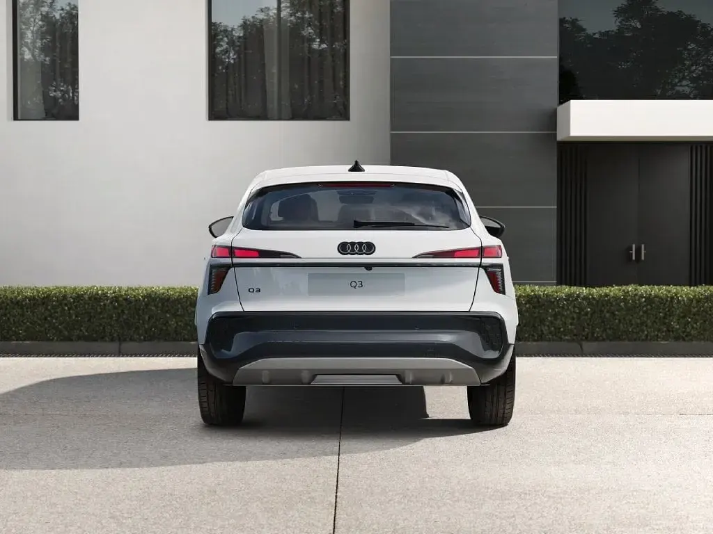 Nuova Audi Q3 Sportback Advanced Plus 150 CV (110 kW) 2026 Bianco arkona SUV