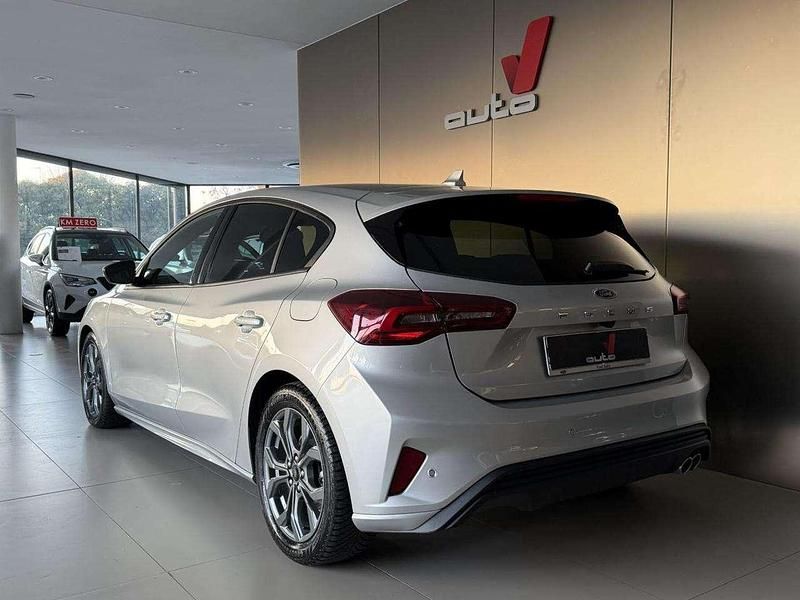 Usata Ford Focus ST-Line 116 CV (85 kW) 2025 Argento Berlina