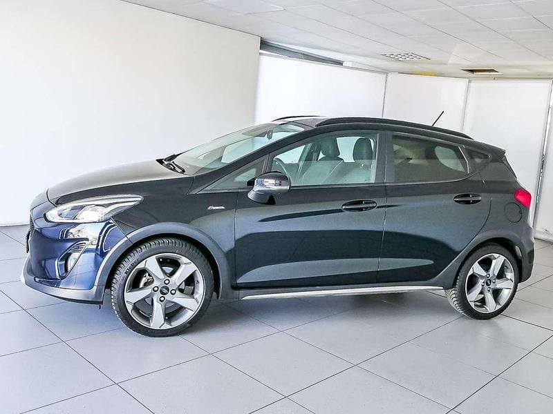 Usata Ford Fiesta Active 86 CV (63 kW) 2018 Nero metallizzato Utilitaria