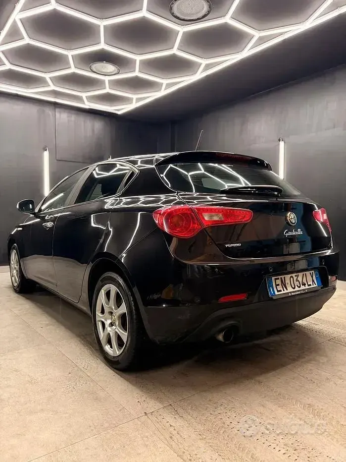 Usata Alfa Romeo Giulietta 120 CV (88 kW) 2012 Utilitaria