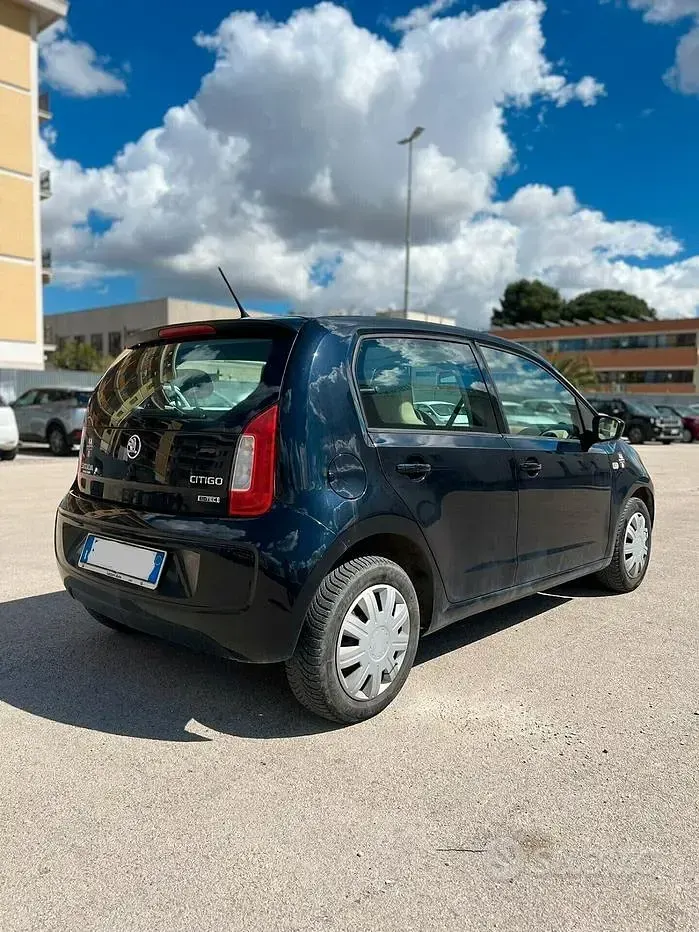 Usata Skoda Citigo G-TEC Active 68 CV (50 kW) 2015 Nero Utilitaria