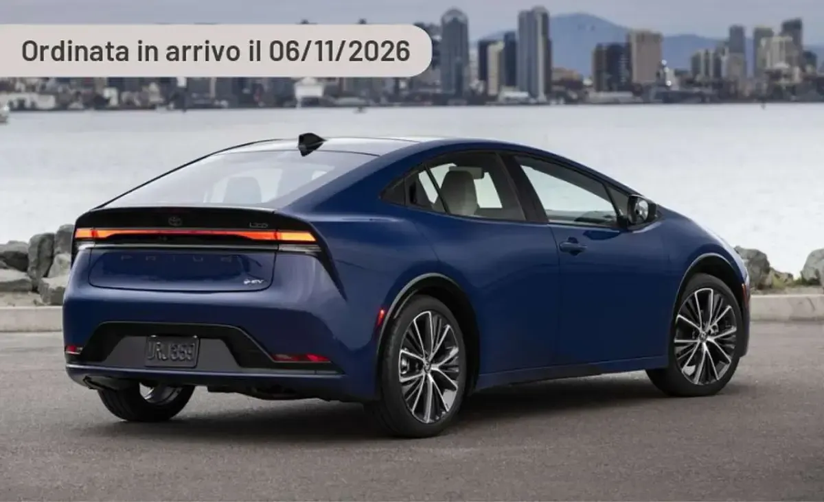 Nuova Toyota Prius Active 223 CV (164 kW) 2025 Argento Utilitaria