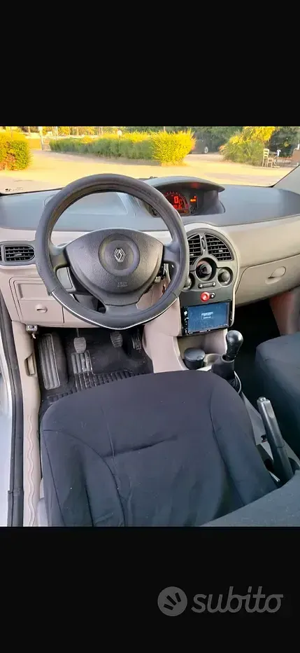 Usata Renault Modus 75 CV (55 kW) 2004 Grigio Monovolume