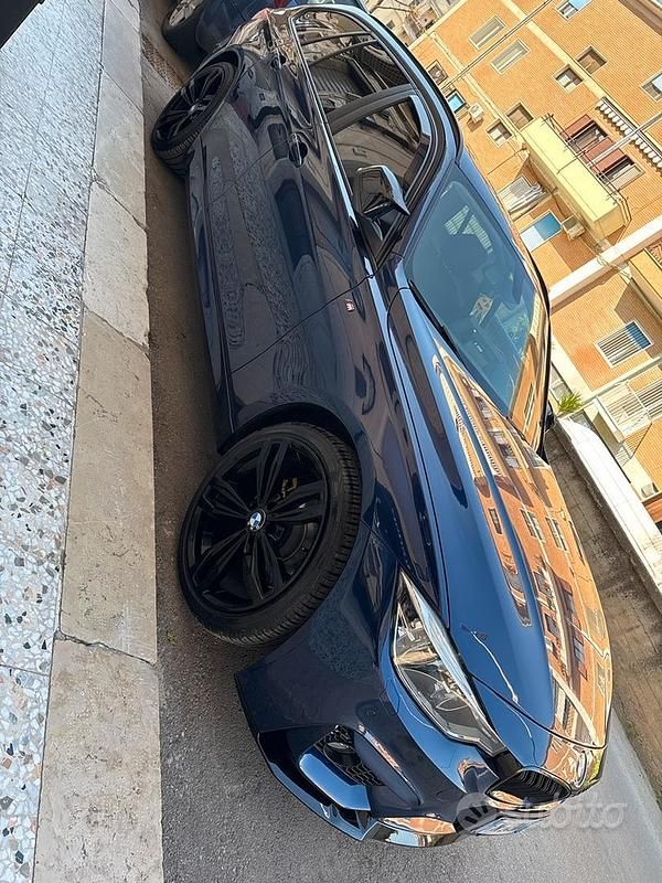 Usata BMW 318 150 CV (110 kW) 2018 Blu Station wagon