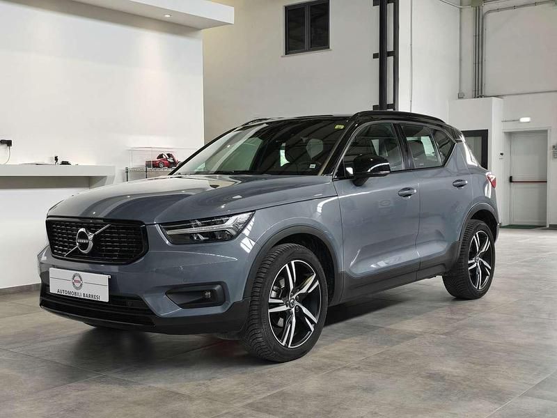 Grigio Usata 2021 Volvo XC40 R-Design SUV | 24.900 € (Buon prezzo) - Immagine 1/4