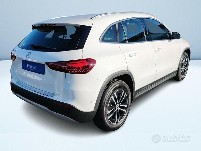 Usata Mercedes GLA180 Advanced 115 CV (84 kW) 2025 Bianco SUV