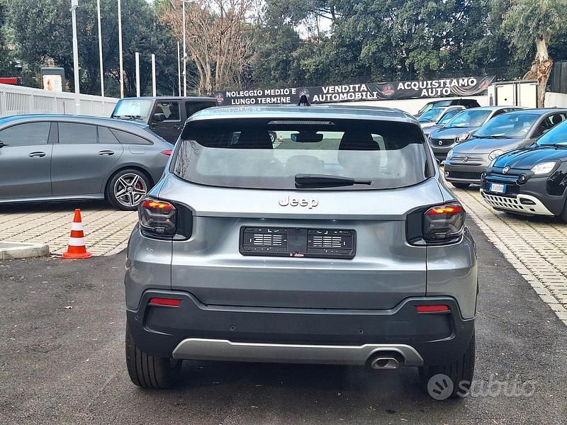 Usata Jeep Avenger Altitude 101 CV (74 kW) 2024 Grigio SUV