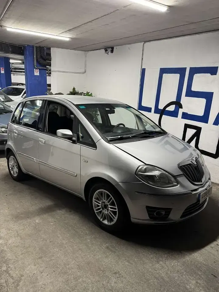 Usata Lancia Musa 95 CV (69 kW) 2008 Other Monovolume