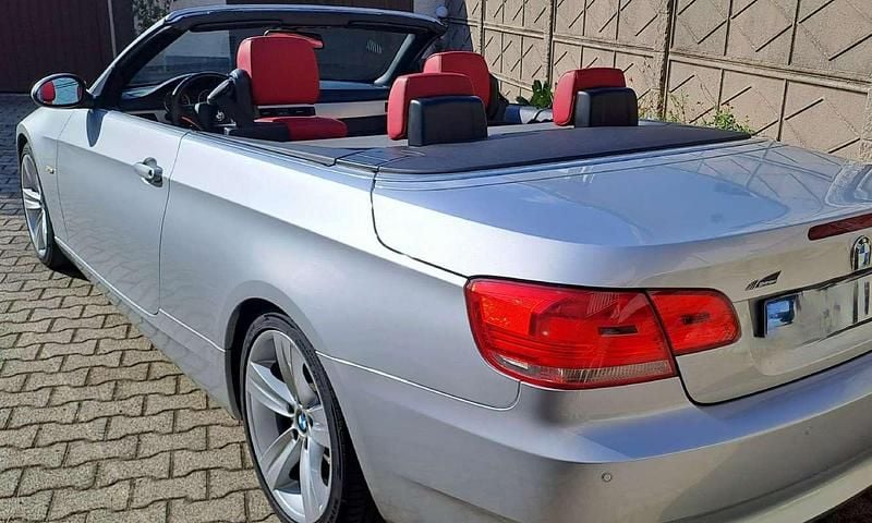 Usata BMW 320 Cabriolet 170 CV (125 kW) 2008 Argento Cabrio