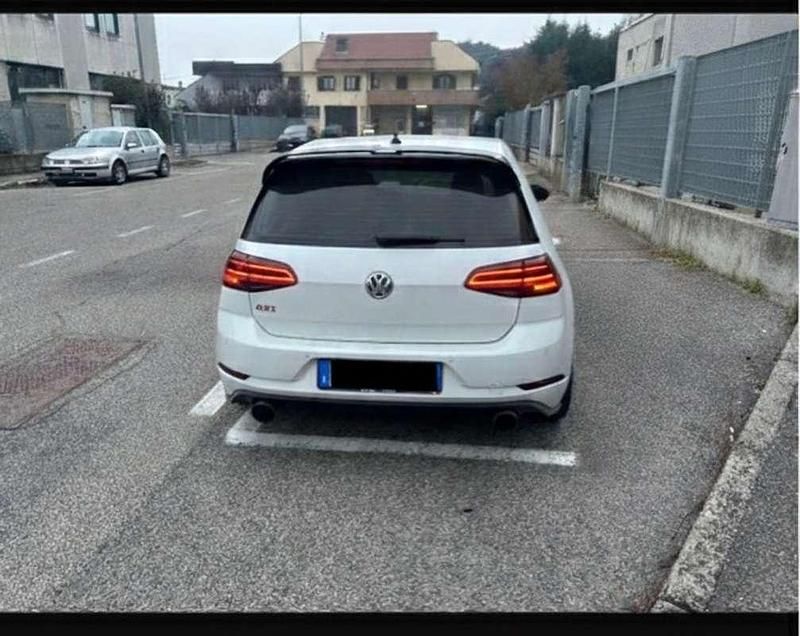 Usata VW Golf VII GTI 245 CV (180 kW) 2019 Berlina