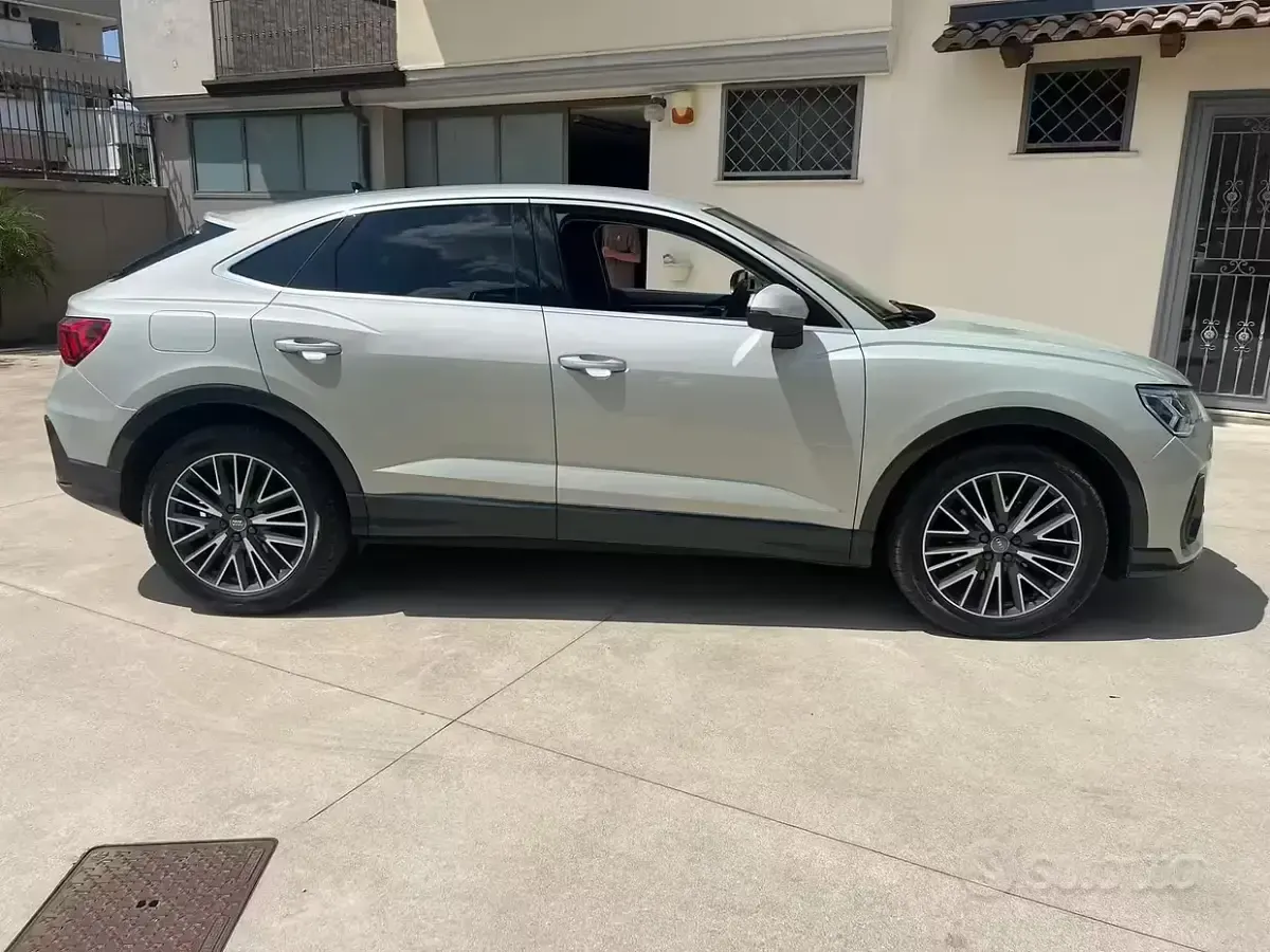 Usata Audi Q3 Sportback S-Line 150 CV (110 kW) 2020 SUV