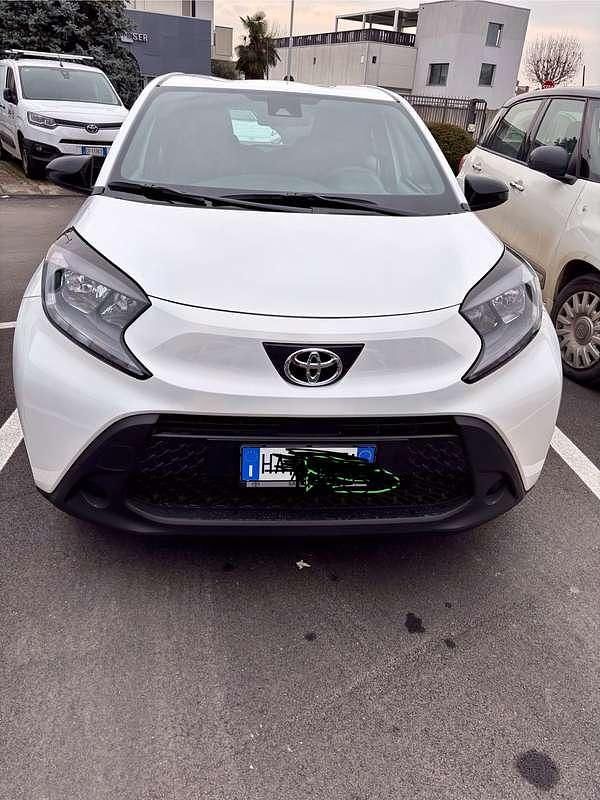 Nuova Toyota Aygo X Edition 72 CV (52 kW) 2025 Bianco SUV