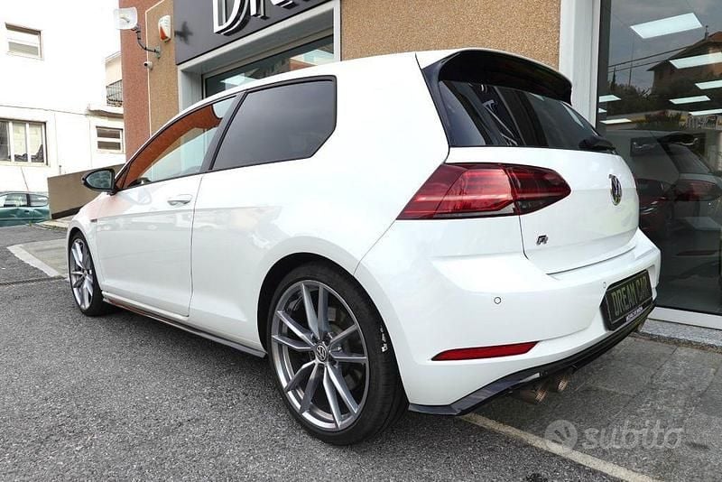 Käytetty VW Golf VII R 300 HP (220 kW) 2019 Valkoinen Viistoperä