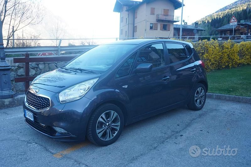 Usata Kia Venga 90 CV (66 kW) 2016 Utilitaria