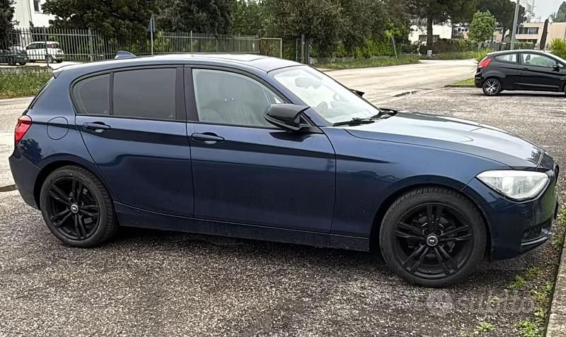Occasion BMW 118 Efficient Dynamics 143 ch (105 kW) 2014 Citadine