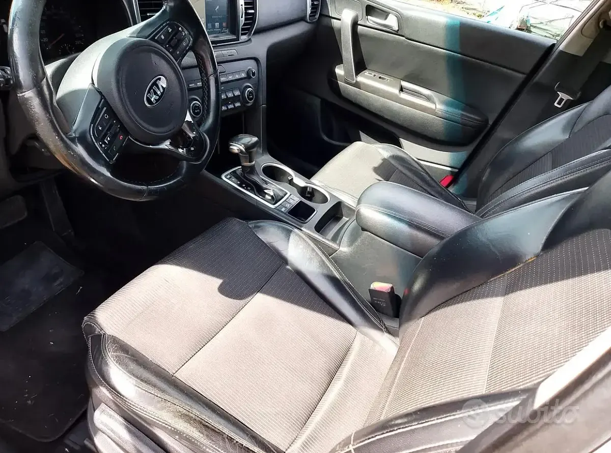 Usata Kia Sportage 136 CV (100 kW) 2017 Grigio SUV