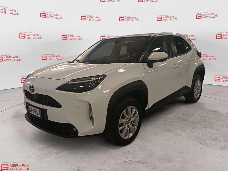 Bianco Usata 2025 Toyota Yaris Cross Active SUV | 22.900 € (Super prezzo) - Immagine 1/4