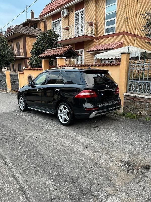 Usata Mercedes GLE250 Premium Plus 2013 Nero SUV
