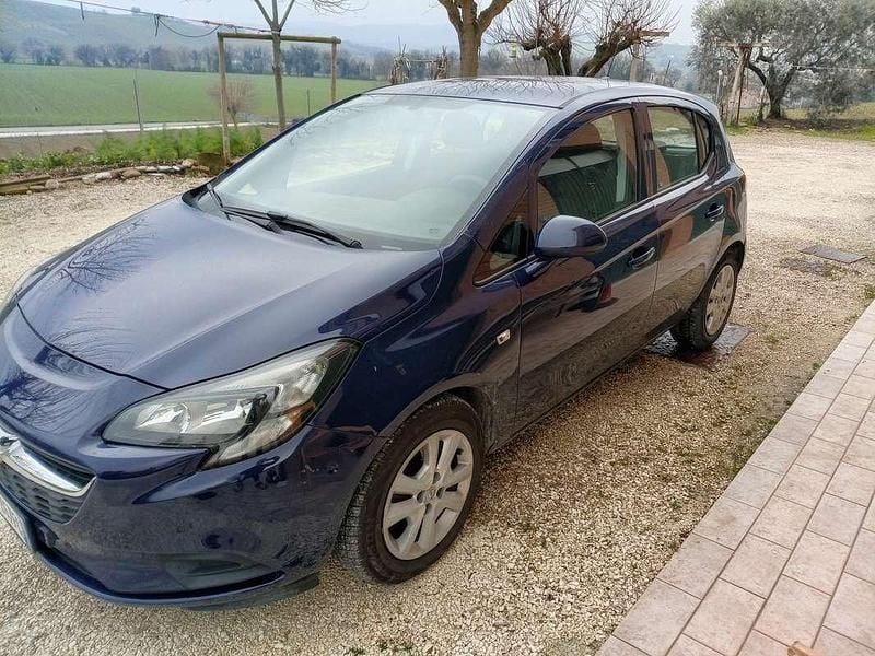 Usata Opel Corsa 90 CV (66 kW) 2015 Berlina