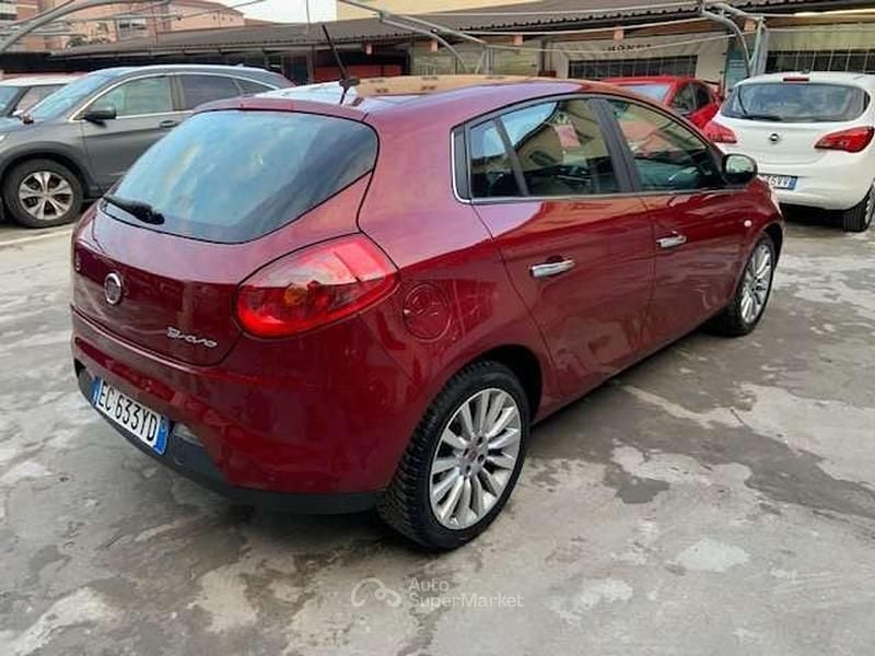Usata Fiat Bravo Emotion 120 CV (88 kW) 2010 Rosso Utilitaria
