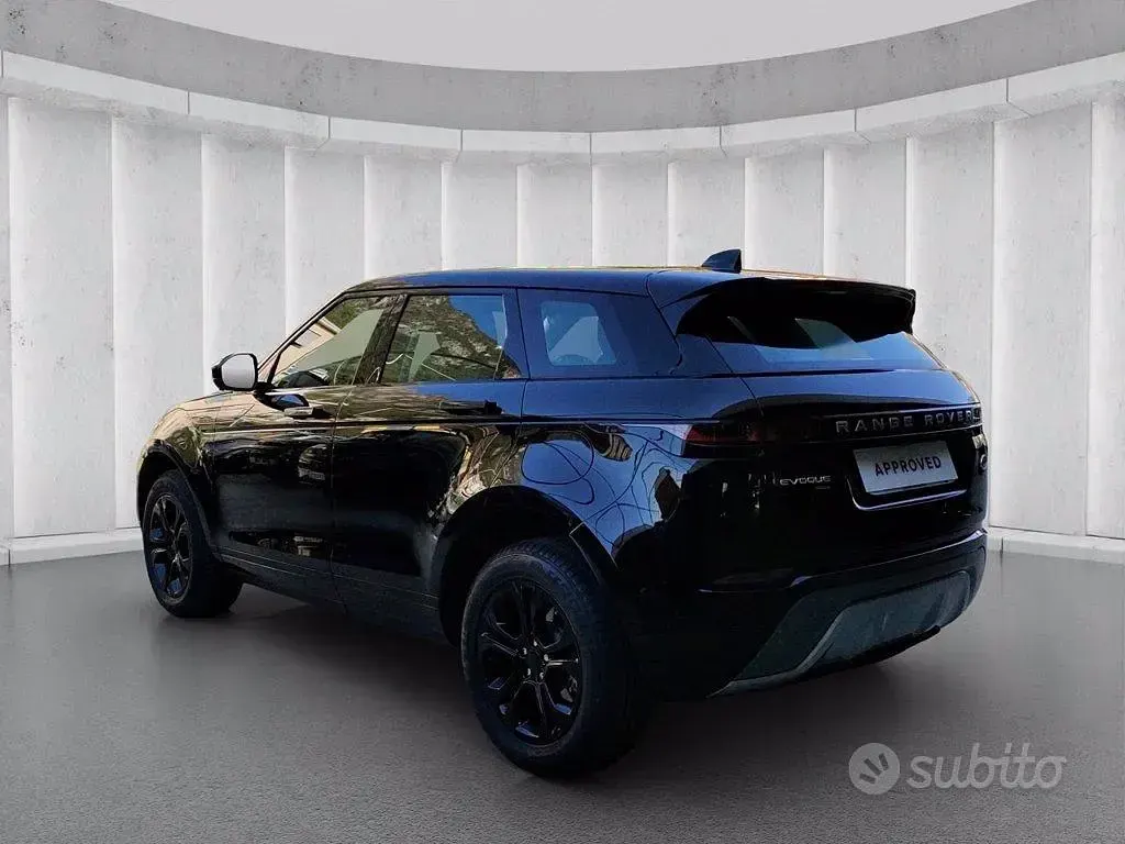 Usata Land Rover Range Rover evoque 300 CV (220 kW) 2020 Narvik black SUV