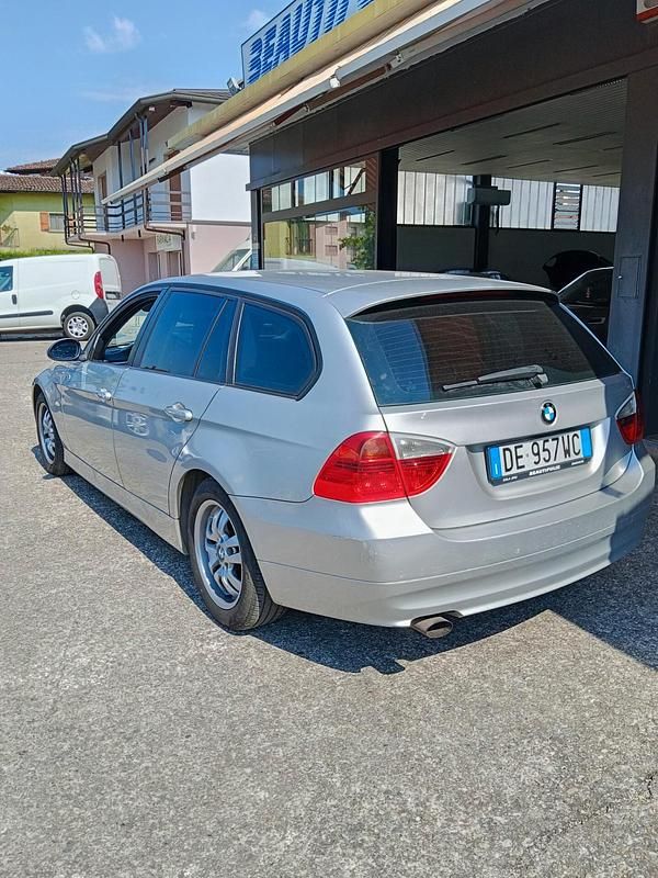 Usata BMW 320 163 CV (119 kW) 2006 Argento Station wagon