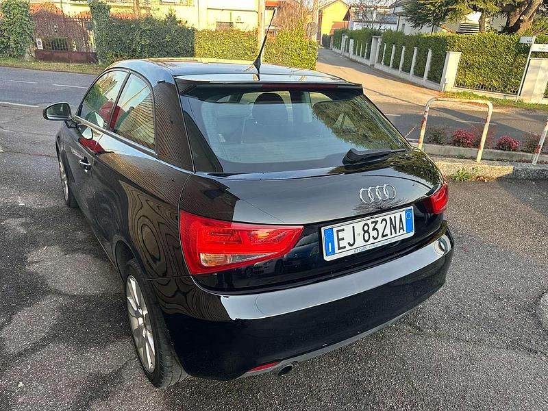 Usata Audi A1 Ambition 86 CV (63 kW) 2011 Nero Utilitaria