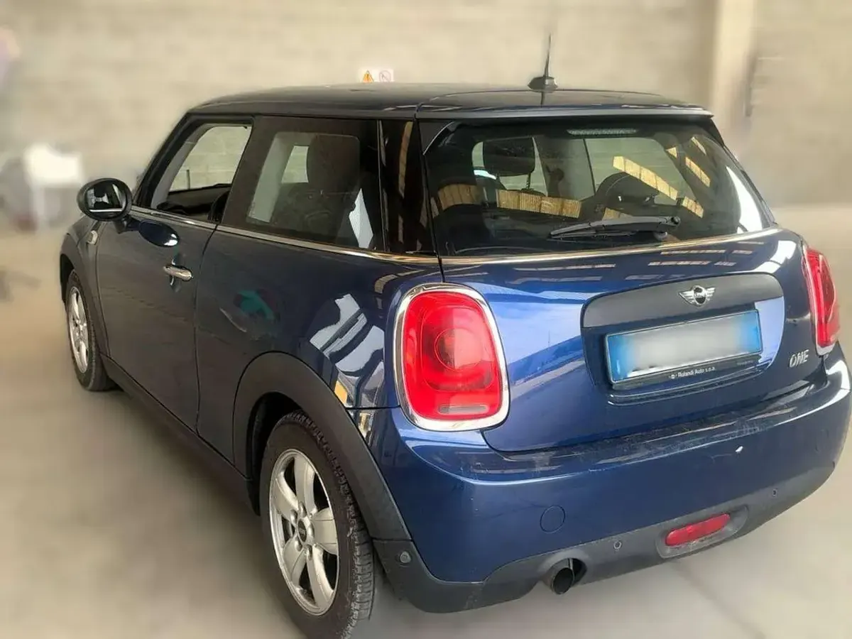 Usata Mini ONE 75 CV (55 kW) 2015 Blu metal Utilitaria
